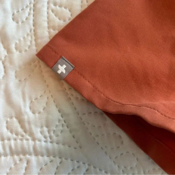 Figs Terracotta V-Neck Scrub Top - Picture 4 of 7